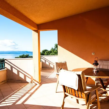 Daire Tara - By Guide *