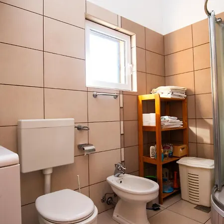 Apartman Tara - By Guide Makarska