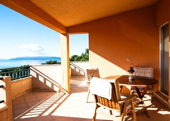 Daire Tara - By Guide *