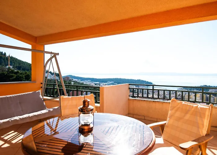 Daire Tara - By Guide Makarska