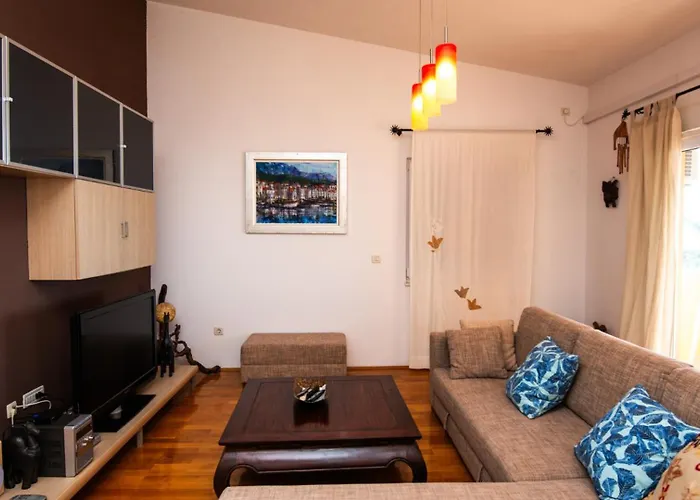 Tara - By Guide Apartment *