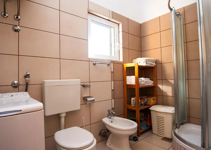 Apartment Tara - By Guide Makarska