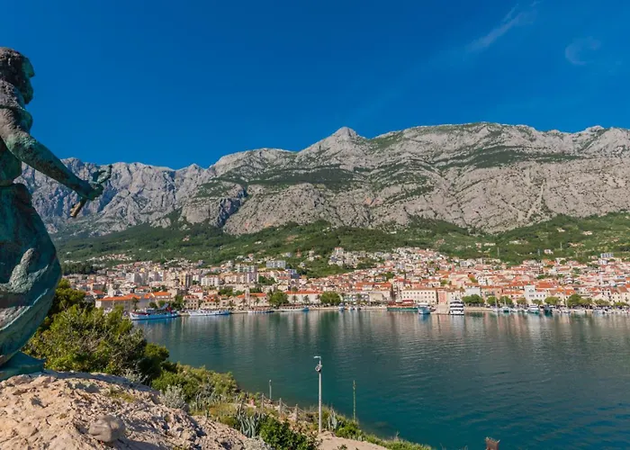 Tara - By Guide Daire Makarska