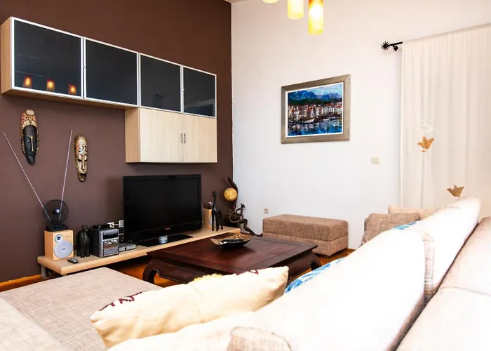 Tara - By Guide Lejlighed *