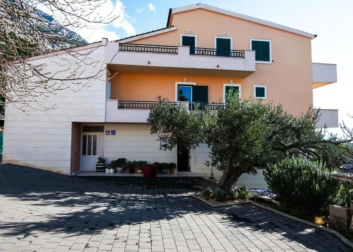 Tara - By Guide Lejlighed *